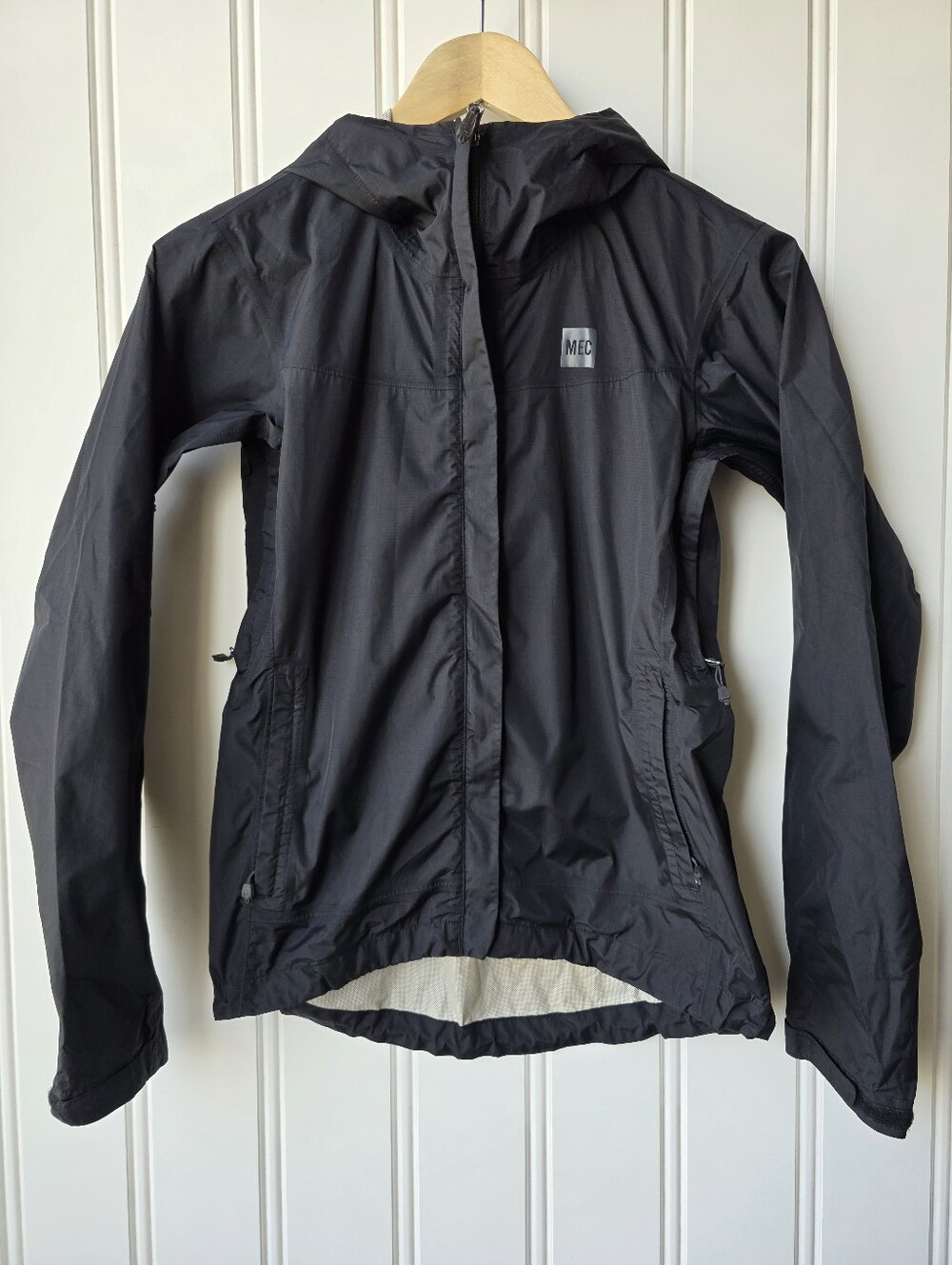 Mountain Equipment Co Rain Jacket Black Zip Hooded Nylon Hiking Layer Shell XXS